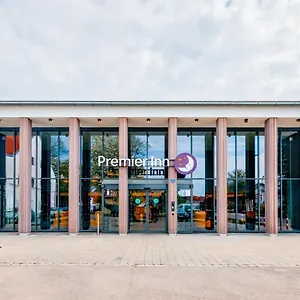 Premier Muenchen Airport Sued *** Hallbergmoos