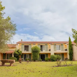 Logis Des Granges 3* Arles