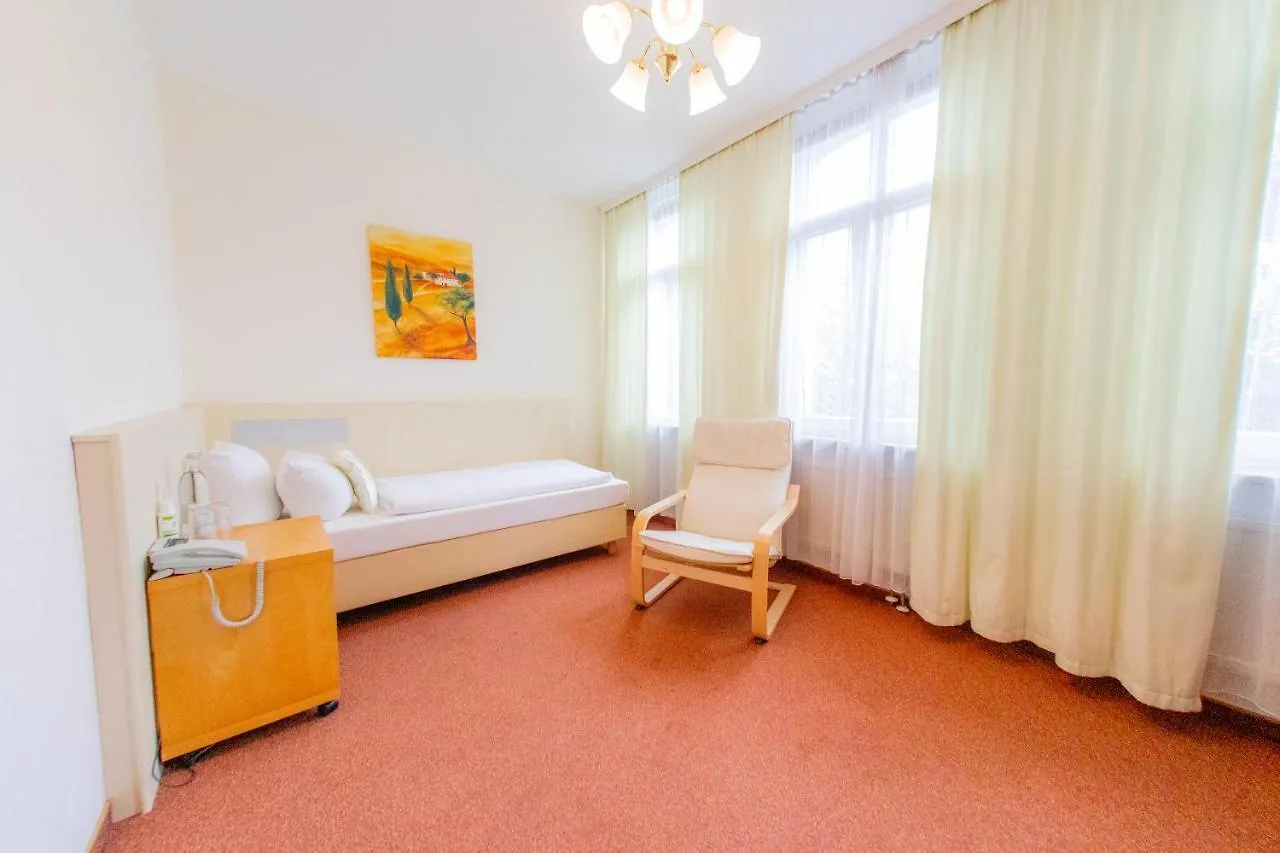 Hotel Centro Fuerth Nuernberg 3*,